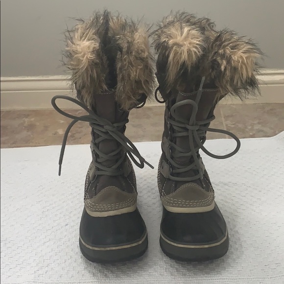 Sorel boots - gray - Picture 2 of 4